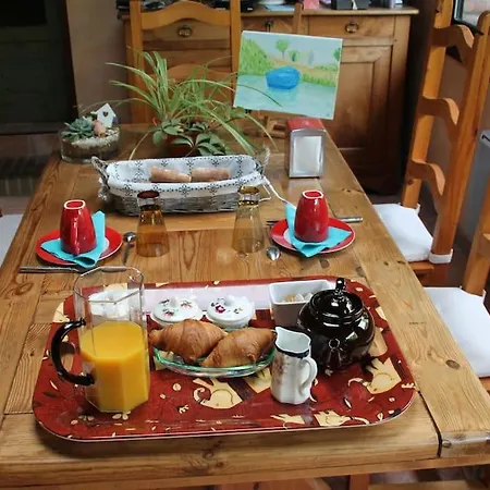 Le Mesnil-3 Mesnil-Follemprise